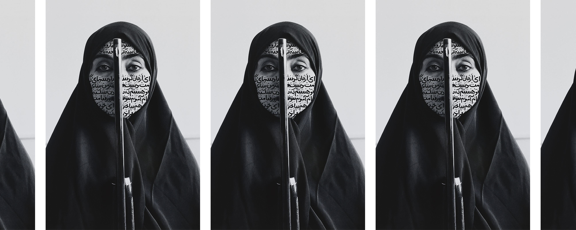 Shirin Neshat: "Body of Evidence" al PAC di Milano Dal 28 marzo all’8 giugno 2025, il Padiglione d’Arte Contemporanea di Milano ospita "Body of Evidence", un’ampia personale dedicata all’artista iraniana Shirin Neshat. Curata da Diego Sileo e Beatrice Benedetti, la mostra rientra tra gli eventi di punta della Milano Art Week (1-6 aprile) e offre una panoramica su oltre trent’anni di carriera dell’artista.
